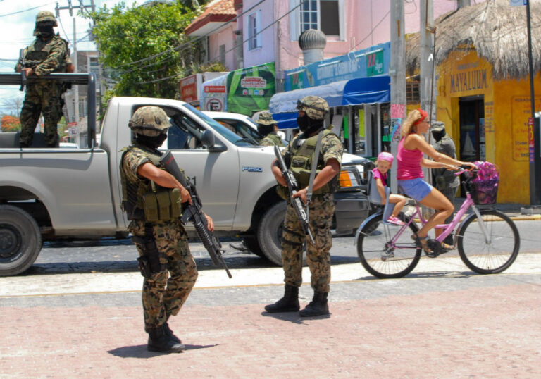 Ley de seguridad interior: ¿Debe legalizarse  presencia de las fuerzas armadas en las calles?