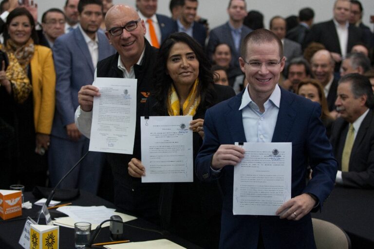 Ante la definición de las candidaturas presidenciales,  ¿los ciudadanos seguiremos en la inacción y omisión?