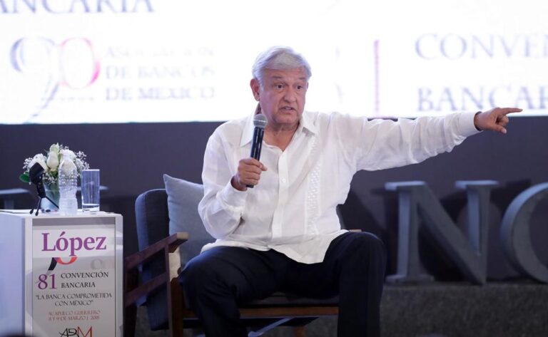 AMLO recuerda al país, que desde 2006 hubo riesgo fundado de violencia por el resultado electoral