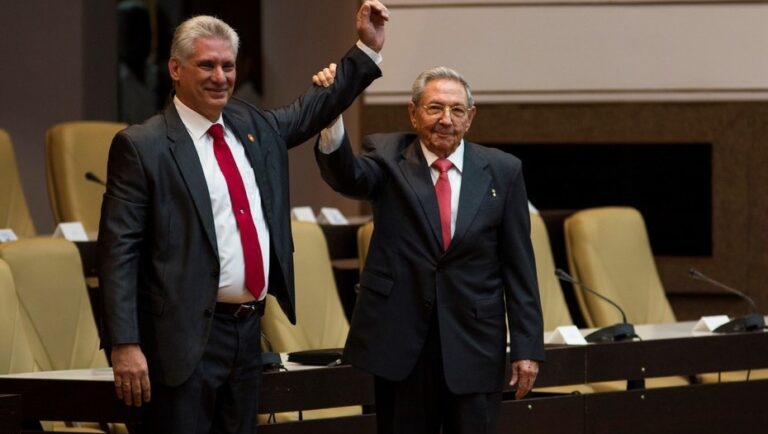 Comunismo y populismo