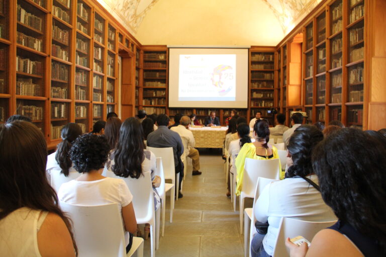 Crean conciencia sobre derechos de la comunidad LGBTTI, en foro