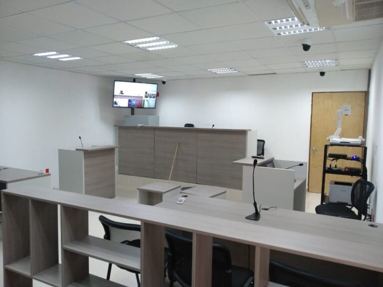 Realizan instalación de 20 salas de audiencias para al oralidad penal