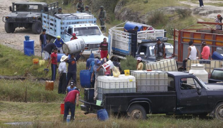 Ambulantes y huachicol