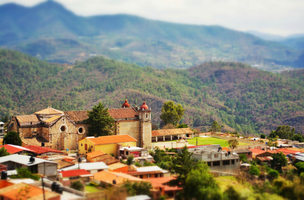 Pueblos de magia negra