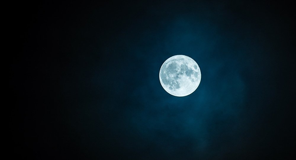 Luna Santa