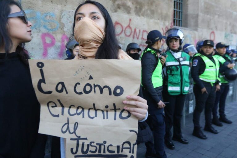 Digna protesta femenil