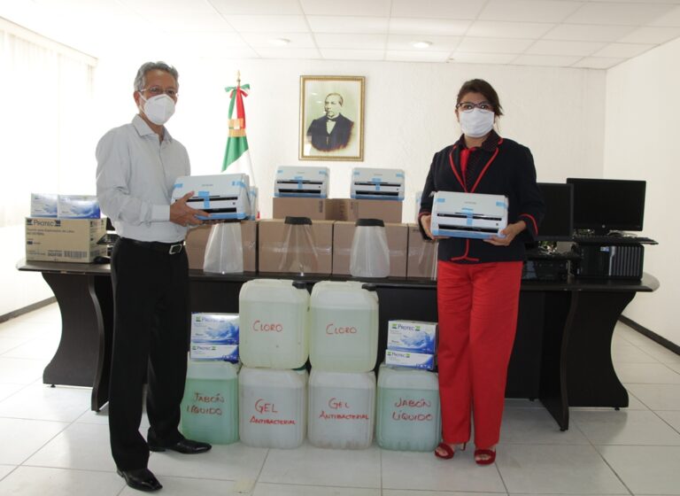 Cumple PJE con entrega de material de higiene y equipo tecnológico a juzgados