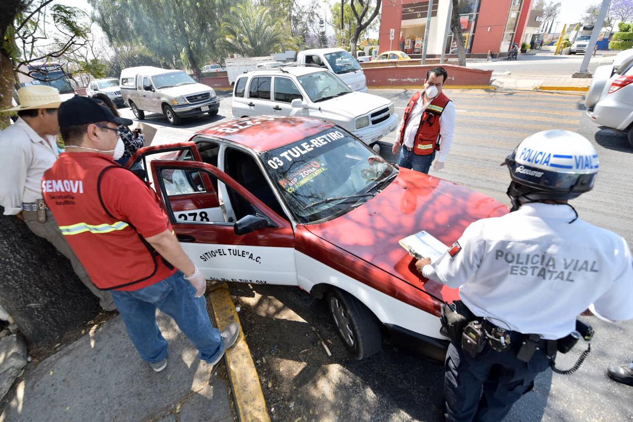 Taxistas no respetan