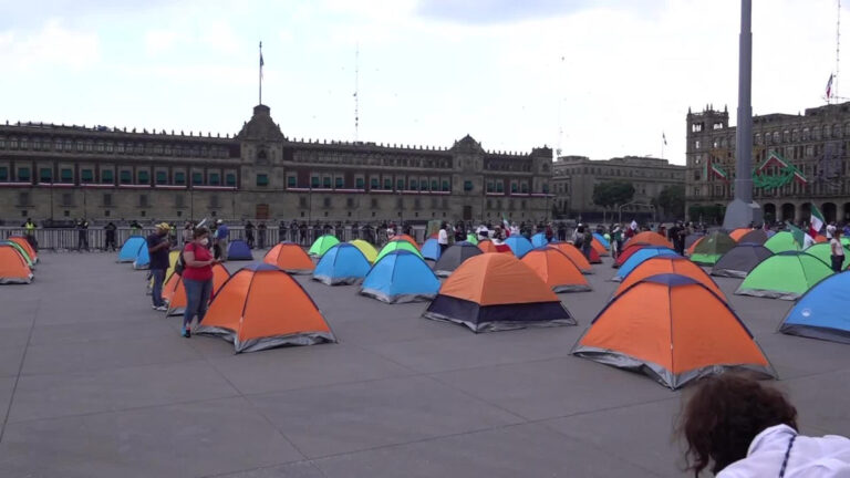 La simulada oposición en tiempos de la 4T