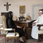 beatriz-gutierrez-mueller-y-el-papa-francisco