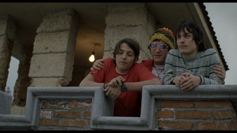 Los “charolastras”: 20 años de su llegada al cine