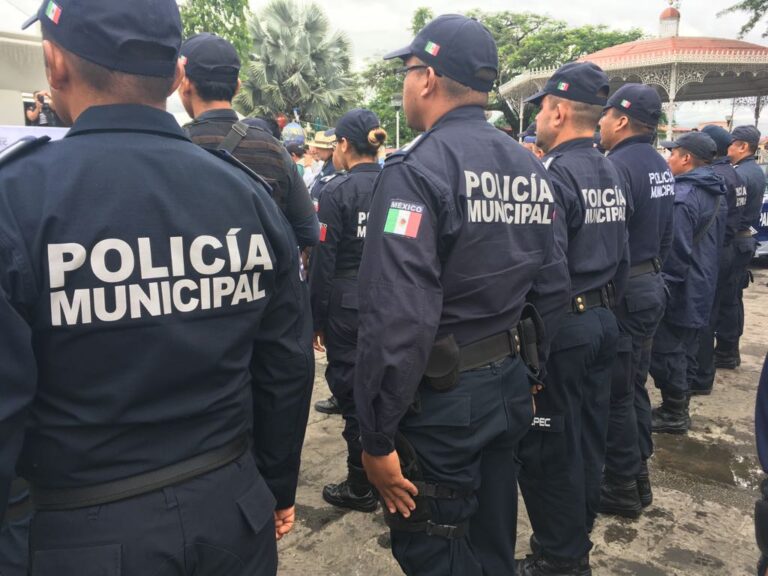 Bando de policía y Gobierno