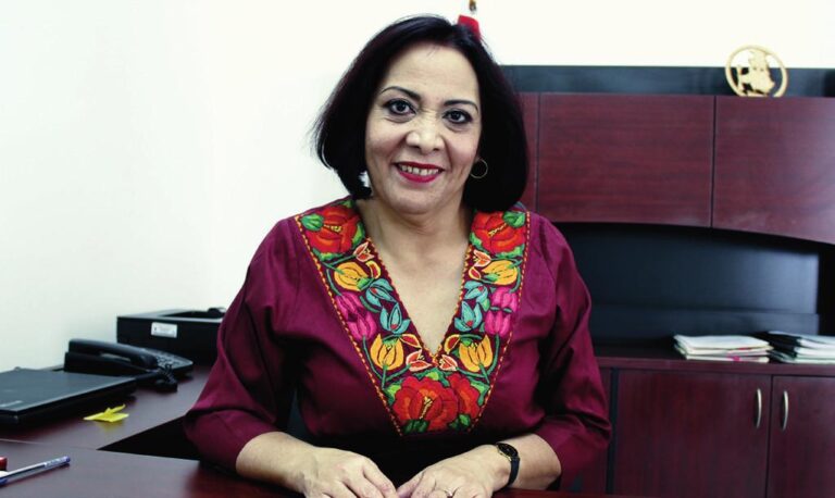 La historia de la magistrada Frida