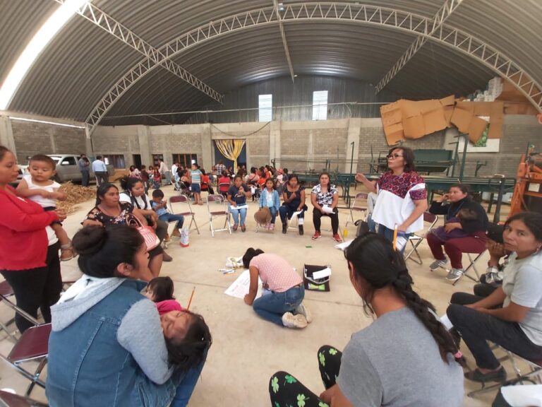 Impulsa Gobierno de Oaxaca el empoderamiento económico de mujeres indígenas