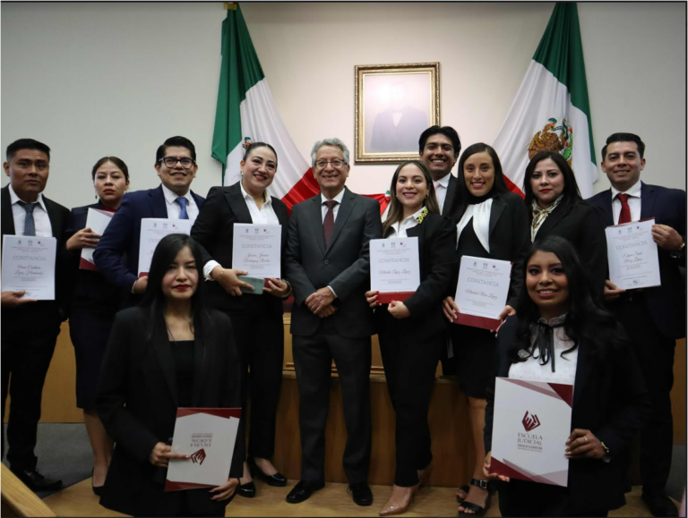 Concluyen 92 abogadas y abogados Estudios de Especialización del PJEO
