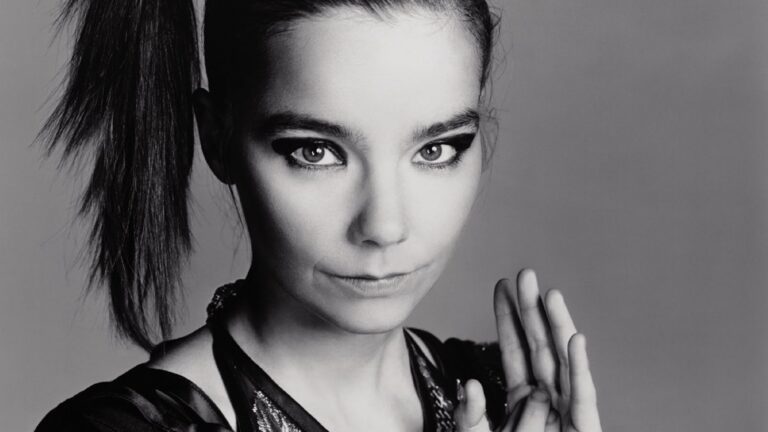 Un viaje a través de la voz humana: Dos décadas de “Medúlla” de Björk