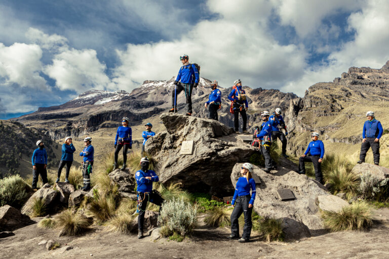 El eco de las alturas: Documentando la brigada de rescate del Socorro Alpino de México