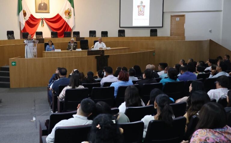 La argumentación y el lenguaje, elementos esenciales para una justicia clara y cercana a la ciudadanía